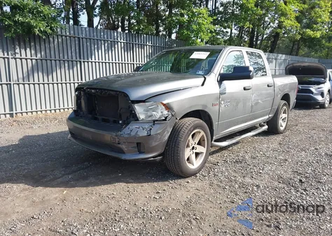 2013 Ram 1500 Express z USA, uszkodzony, nr VIN 1C6RR7KT2DS520053